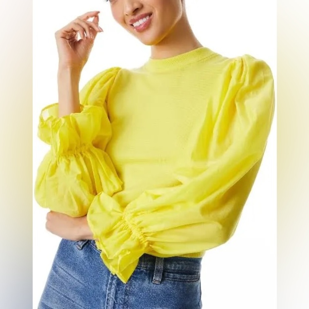 NEVER WORN | Alice + Olivia | Kirie Combo Sleeve Sweater | Sunflower - S